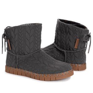 Muk Luks Women's Flex Hoboken boot size 7 NWT